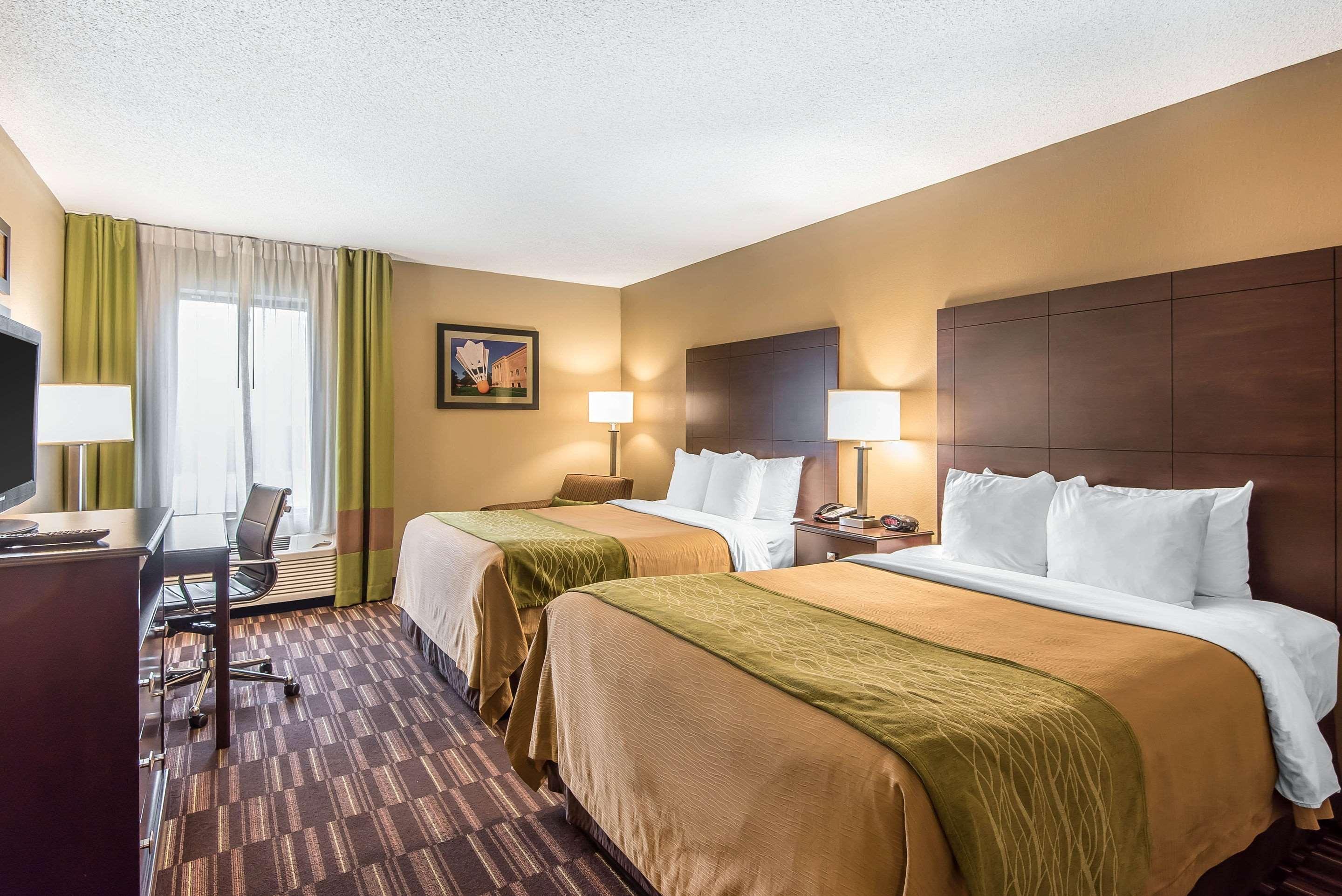 Comfort Inn & Suites Kansas City - Northeast Zewnętrze zdjęcie